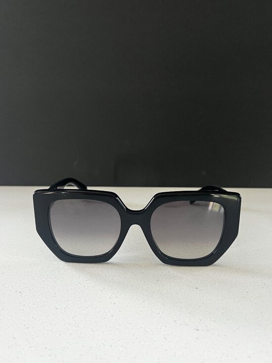 CELINE Triomphe 55MM Butterfly BLACK Sunglasses Gold logo main image 6